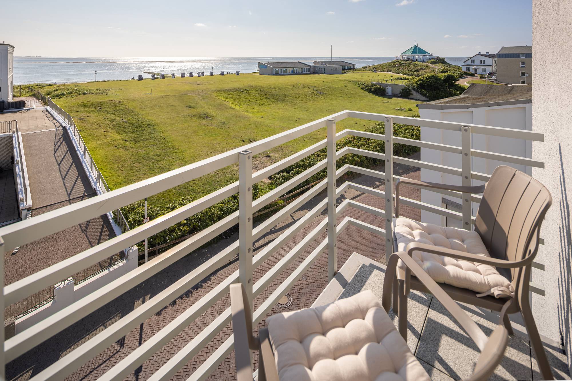 Komfort Doppelzimmer Balkon Meerblick, Bild 8