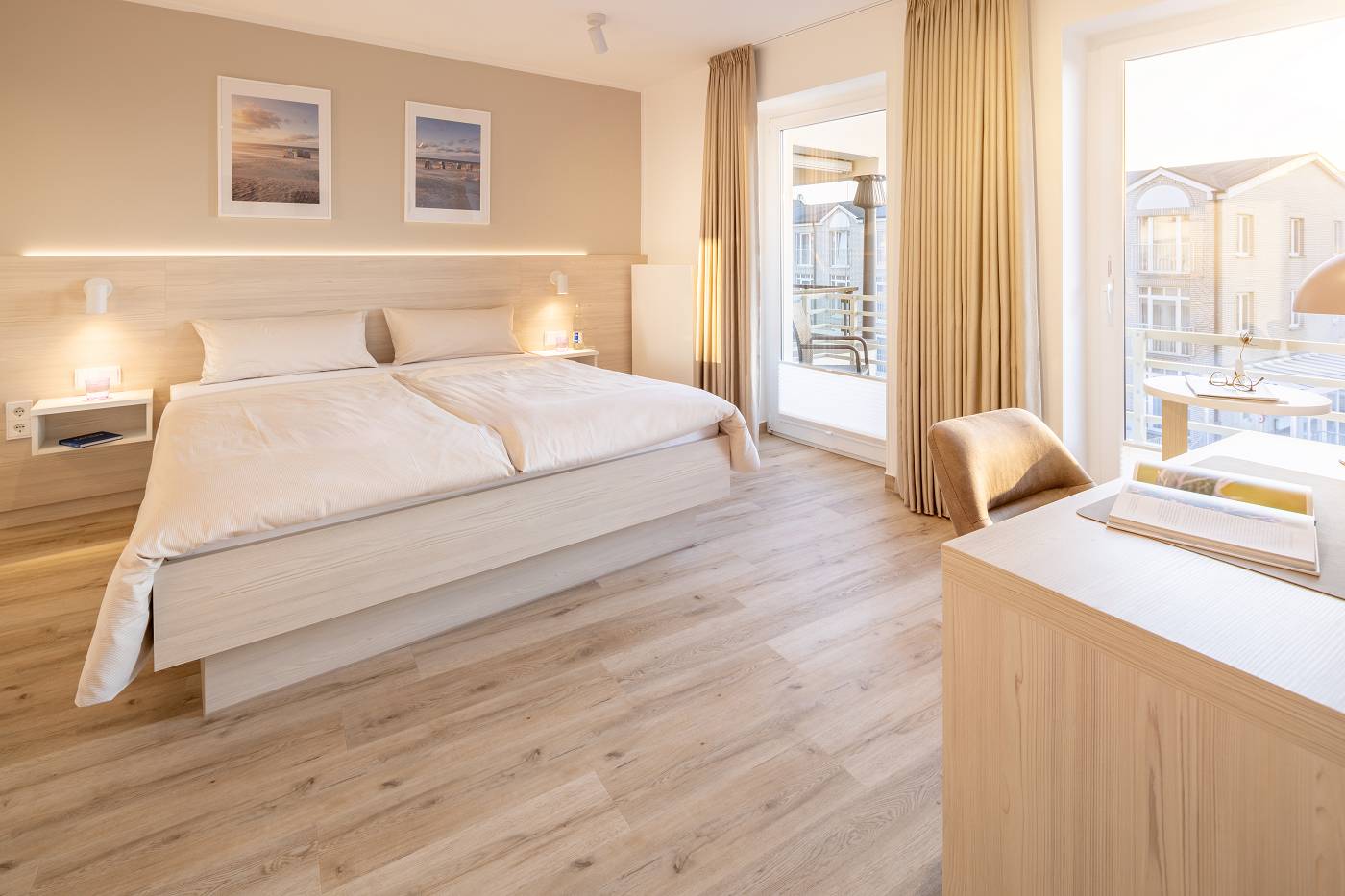 Komfort Doppelzimmer Balkon Meerblick, Bild 2